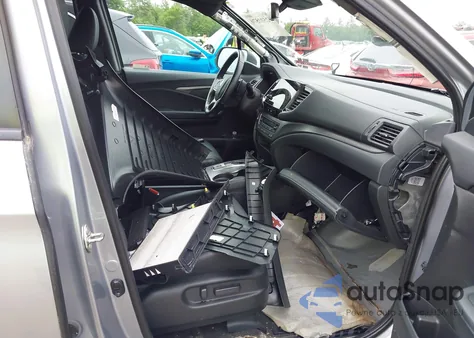 2019 Honda Passport Ex-L z USA, uszkodzony, nr VIN 5FNYF8H54KB007201